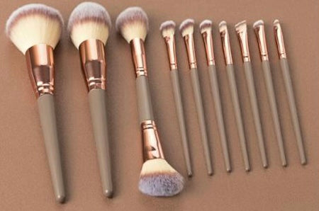 Lux essential 10 piece brush set